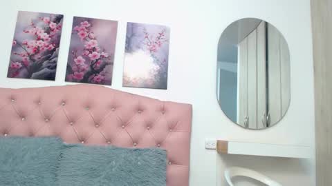 pinky_f00x online show from December 2025 07:22:01 PM