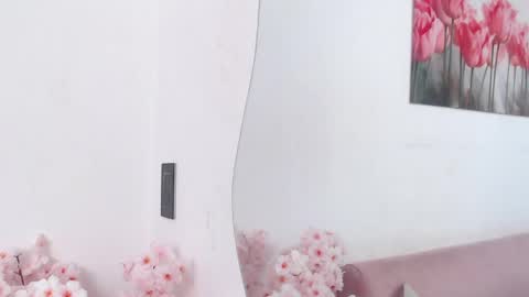 Snapshot of pinky_f00x chatting on May 2026 07:11:02 PM pinky_f00x online show from May 2026 07:11:02 PM