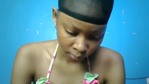 pinky_lov online show from November 2025 05:09:02 AM