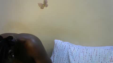 PINKY online show from April 2026 01:16:01 PM