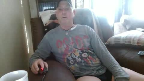 pirate334 online show from February 2026 10:13:01 PM