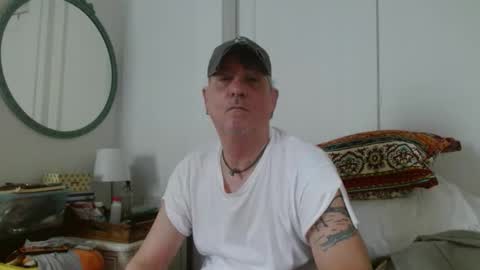 pirate334 online show from April 2026 07:44:01 PM