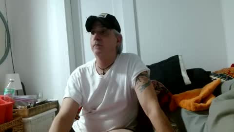 pirate334 online show from May 2026 04:29:02 AM