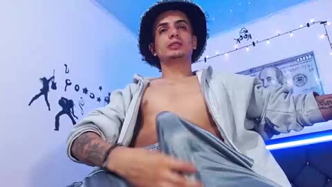 pitersonnt online show from November 2025 02:00:02 AM