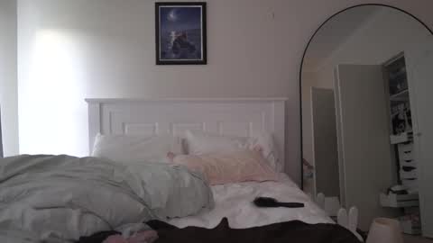 pixieasiangal online show from January 2026 08:29:01 AM