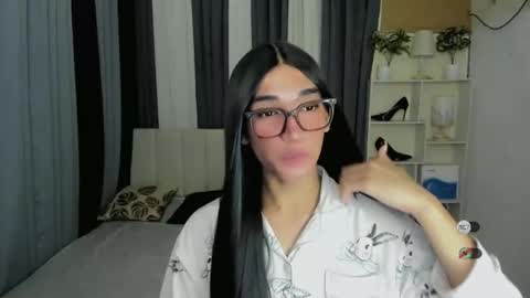 pixiedoll_ online show from February 2026 07:18:01 AM