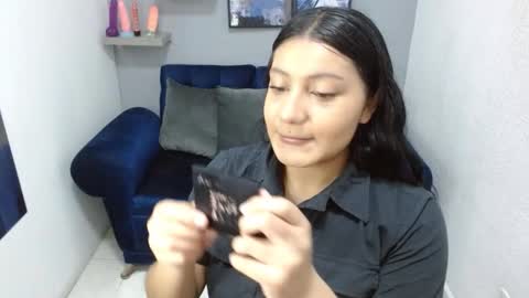 pixiefuckass69 online show from November 2025 01:01:01 PM