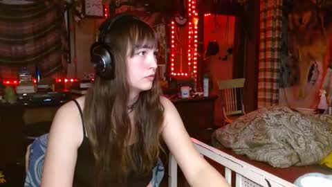 Izzy online show from February 2026 11:46:01 PM