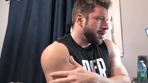 pizza_biceps online show from January 2026 03:53:02 AM