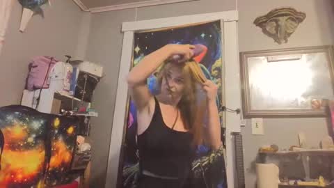 Snapshot of pizzedwife chatting on May 2026 03:17:01 PM pizzedwife online show from May 2026 03:17:01 PM