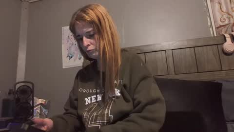 Snapshot of pizzedwife chatting on May 2026 03:13:01 AM pizzedwife online show from May 2026 03:13:01 AM