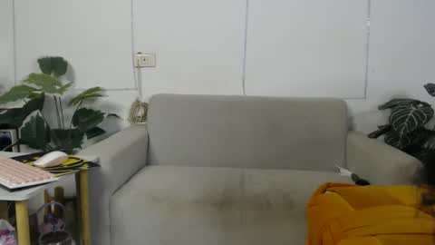 plasticgirll online show from January 2026 05:27:02 PM