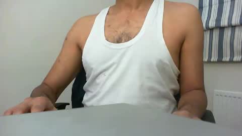 Snapshot of platino3026 chatting on February 2025 11:06:02 PM platino3026 online show from February 2025 11:06:02 PM