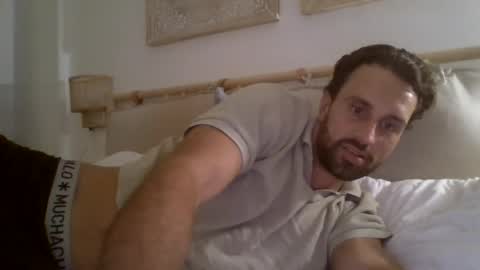 playboyy19 online show from August 2026 11:17:01 PM