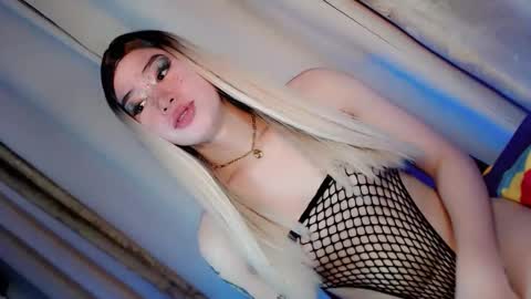 kate online show from November 2025 01:11:01 AM