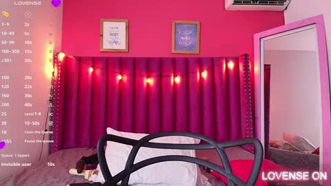 SAMARA  online show from January 2025 07:00:02 PM