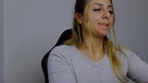 PlayfulNicole online show from April 2026 09:15:01 AM