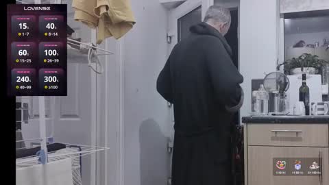 Play Me online show from October 2025 10:53:02 PM