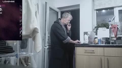 Play Me online show from November 2025 04:24:02 AM