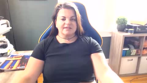 playwithbrittany online show from October 2025 07:46:02 PM