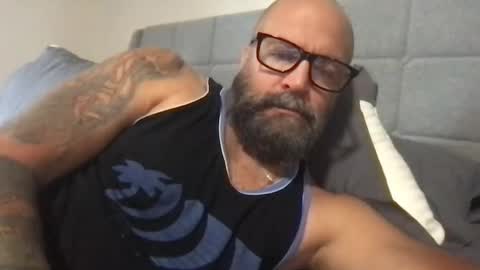 Snapshot of pleasesitonmycock chatting on May 2026 05:20:02 PM PleaseSitOnMyCock online show from May 2026 05:20:02 PM