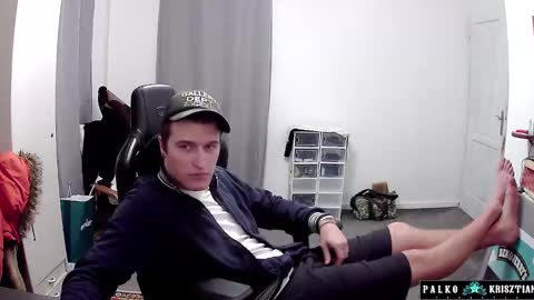 plkrisztian online show from February 2026 06:48:01 PM