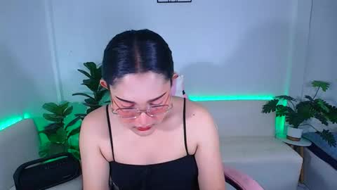 Snapshot of ploysaithailand chatting on October 2025 02:44:01 AM Ploysai online show from October 2025 02:44:01 AM