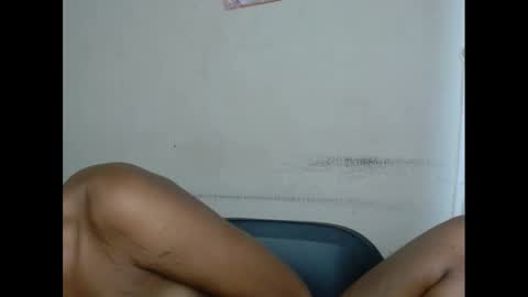 Snapshot of plumnjuicyx chatting on February 2025 05:39:01 AM plumnjuicyx online show from February 2025 05:39:01 AM