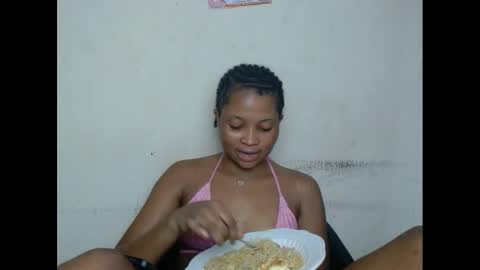 Snapshot of plumnjuicyx chatting on February 2025 01:35:02 PM plumnjuicyx online show from February 2025 01:35:02 PM