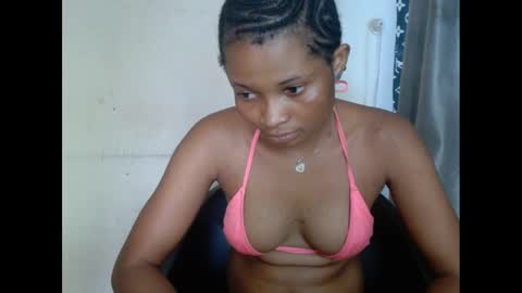 Snapshot of plumnjuicyx chatting on February 2025 09:10:01 AM plumnjuicyx online show from February 2025 09:10:01 AM