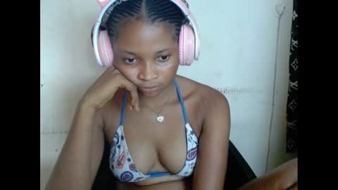 Snapshot of plumnjuicyx chatting on February 2025 12:03:02 PM plumnjuicyx online show from February 2025 12:03:02 PM