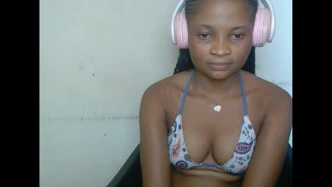Snapshot of plumnjuicyx chatting on February 2025 11:52:01 AM plumnjuicyx online show from February 2025 11:52:01 AM