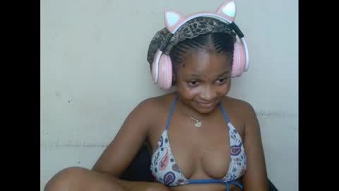 Snapshot of plumnjuicyx chatting on March 2025 01:40:02 PM plumnjuicyx online show from March 2025 01:40:02 PM