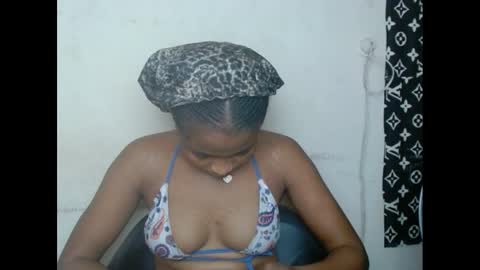 Snapshot of plumnjuicyx chatting on March 2025 09:21:01 AM plumnjuicyx online show from March 2025 09:21:01 AM