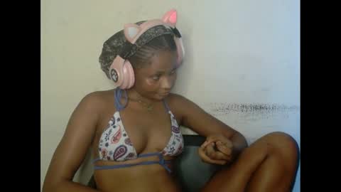 Snapshot of plumnjuicyx chatting on March 2025 04:20:01 PM plumnjuicyx online show from March 2025 04:20:01 PM