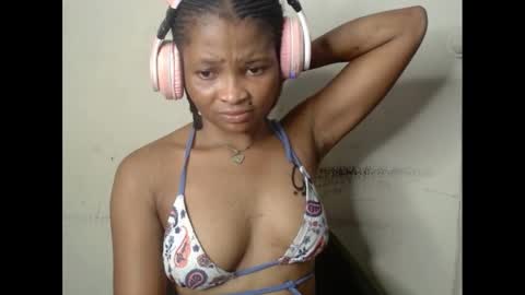 Snapshot of plumnjuicyx chatting on March 2025 09:06:02 AM plumnjuicyx online show from March 2025 09:06:02 AM