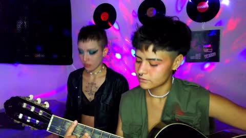   online show from December 2024 08:18:01 PM