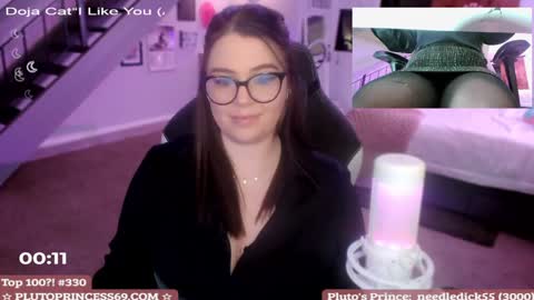 Snapshot of plutoprincess69 chatting on February 2025 06:25:02 AM Pluto Princess online show from February 2025 06:25:02 AM