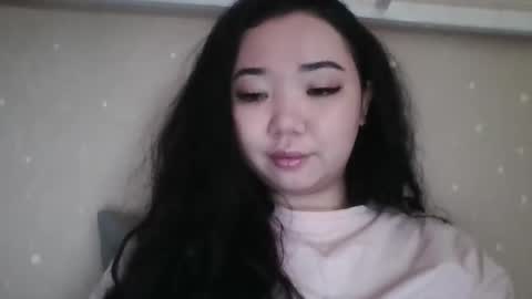 Snapshot of pocahontas654 chatting on April 2026 05:25:01 AM Erica online show from April 2026 05:25:01 AM