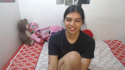 Snapshot of pocahontas_princess__ chatting on April 2026 02:52:02 PM Pocahontas online show from April 2026 02:52:02 PM
