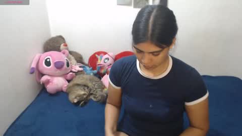 Snapshot of pocahontas_princess__ chatting on April 2026 03:05:01 PM Pocahontas online show from April 2026 03:05:01 PM