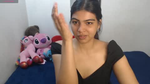 Snapshot of pocahontas_princess__ chatting on May 2026 02:47:01 PM Pocahontas online show from May 2026 02:47:01 PM