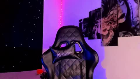 Willow                      Hours 12pm to 630pm Colombian time FRIDAY AND SUNDAY FREE DAYS online show from December 2024 08:37:01 PM