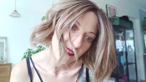 pokusss online show from October 2025 12:46:02 PM