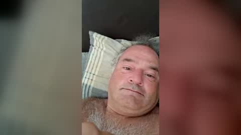 Snapshot of polegatepaul chatting on July 2026 06:33:03 AM Paul Polegate online show from July 2026 06:33:03 AM