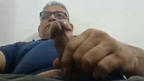 poli online show from February 2026 12:04:01 PM