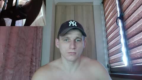 Poliglotjoe2 online show from March 2026 06:54:02 AM