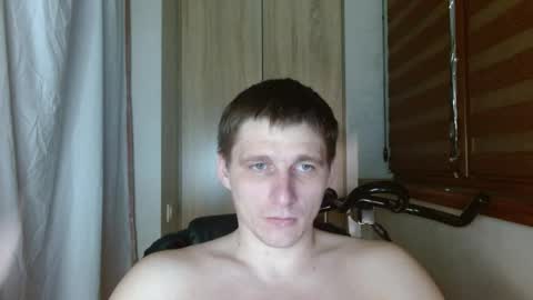 Snapshot of poliglotjoe2 chatting on June 2026 10:29:01 AM Poliglotjoe2 online show from June 2026 10:29:01 AM