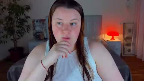 Snapshot of polinasallivan chatting on July 2026 06:43:01 PM Polina online show from July 2026 06:43:01 PM
