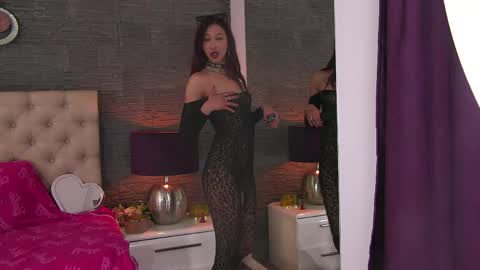 Snapshot of polly_curiouss chatting on May 2026 04:03:01 PM polly_curiouss online show from May 2026 04:03:01 PM